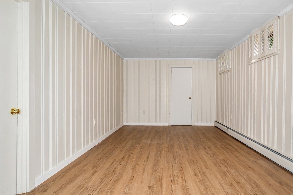 17 Wakefield Street Reading, MA 01867 - Photo 32 of 40