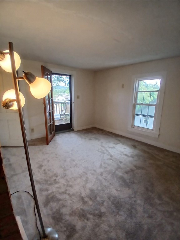 19 South Maple Street Corning, NY 14830 - Photo 6 of 9