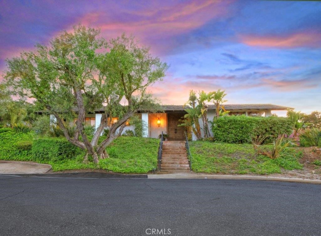 6 Reata Lane, Rolling Hills, CA 90274 Compass