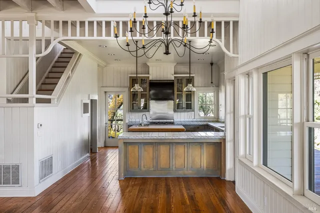 $11,900,000 | 13700 Rockpile Road, Geyserville, CA 95441