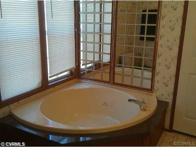 2115 Shallow Well Road Manakin-Sabot, VA 23103 - Photo 10 of 11 Master Bath - MASTER BATH