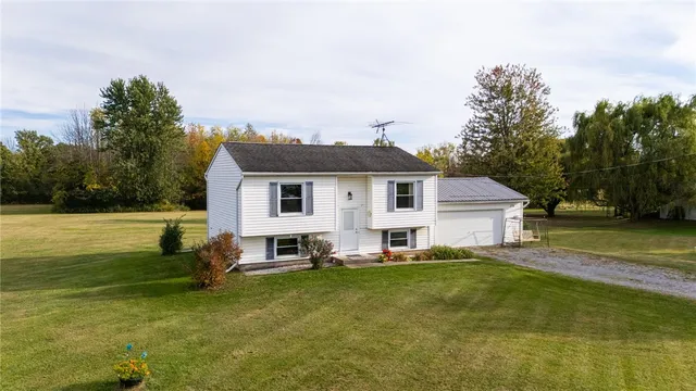 $299,900 | 4325 Lakeville Groveland Road, Geneseo, NY 14454