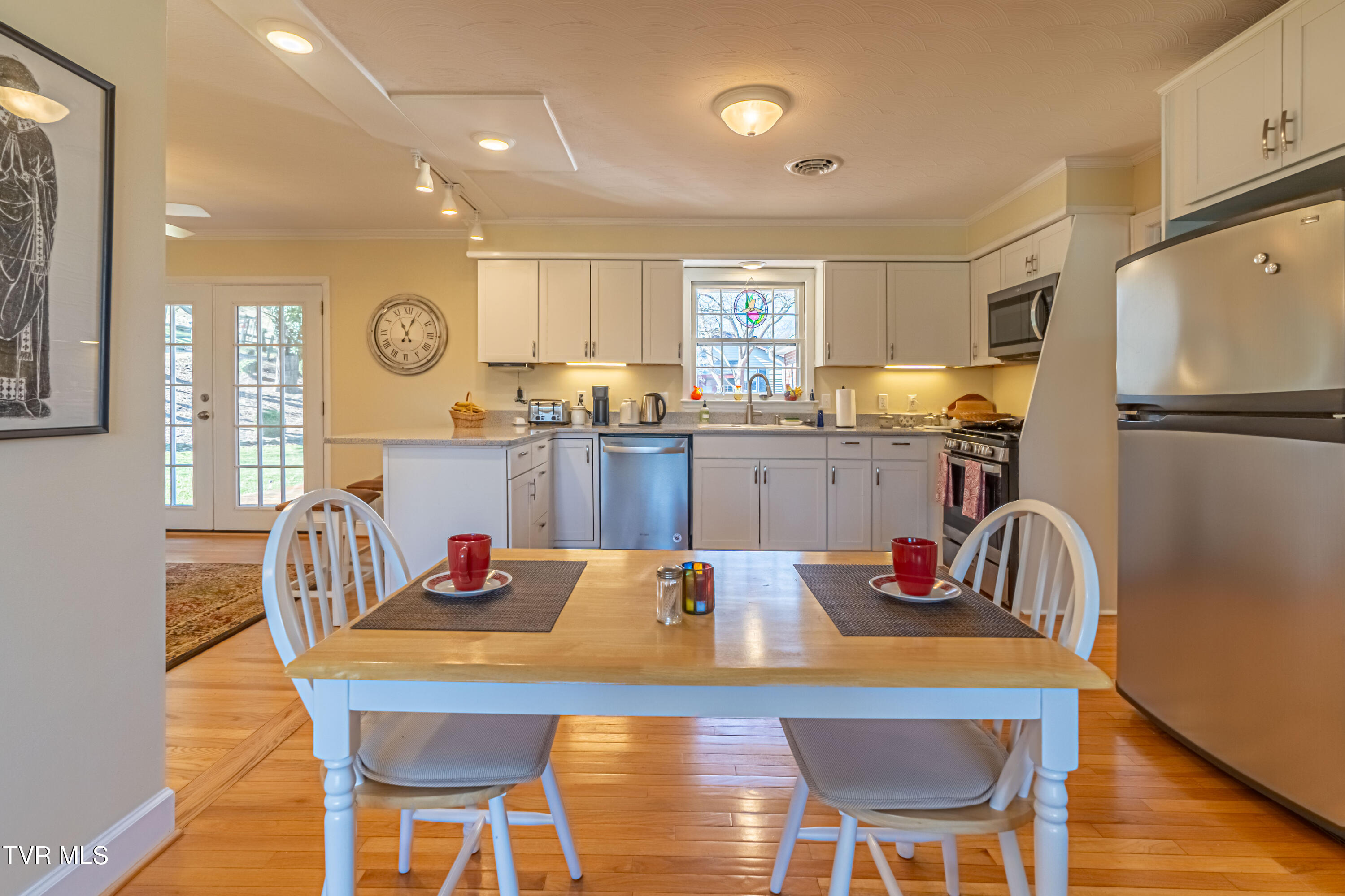 595 Court Street Northeast Abingdon, VA 24210 - Photo 18 of 46 Open Plan