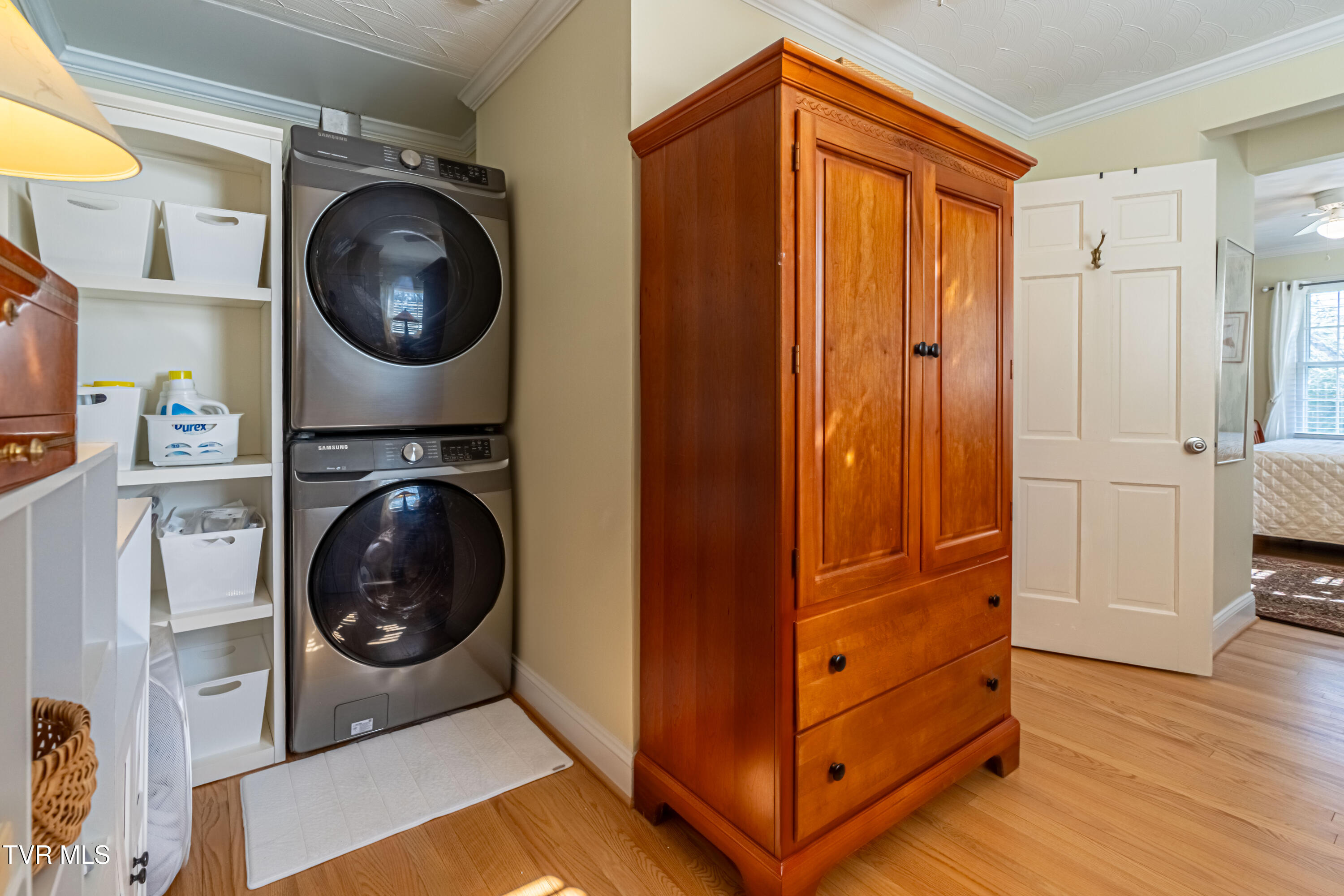 595 Court Street Northeast Abingdon, VA 24210 - Photo 29 of 46 Laundry in Primary