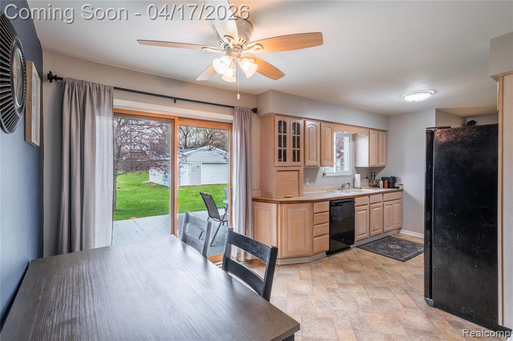5395 Howe Road Grand Blanc, MI 48439 - Photo 8 of 25