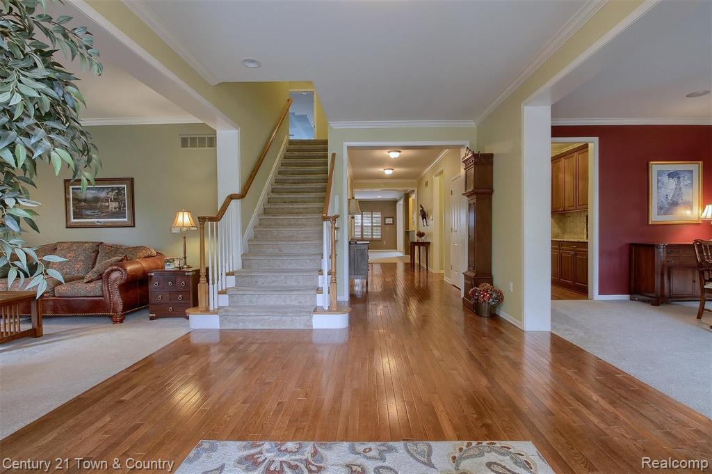4210 Derry Court Rochester, MI 48306 - Photo 10 of 65