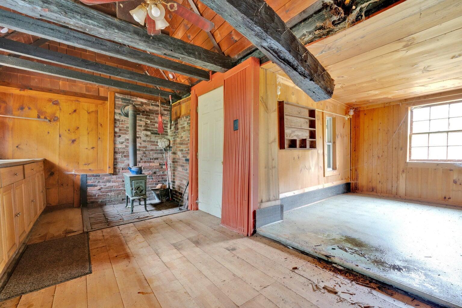 15 Sawyer Lane Springvale, ME 04083 - Photo 17 of 39 sawyer kitchen