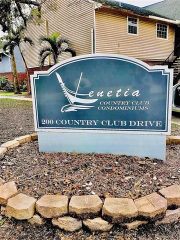 $184,999 | 200 Country Club Drive, Unit 407, Largo, FL 33771
