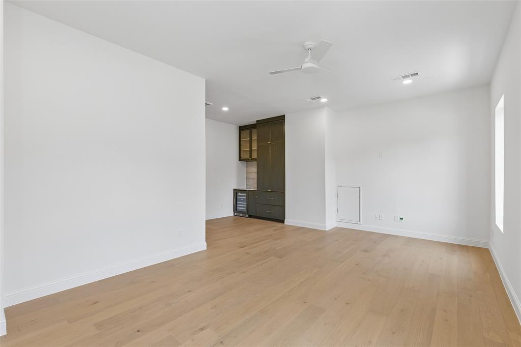 6729 Ravendale Lane Dallas, TX 75214 - Photo 23 of 26 Gallery Image 23