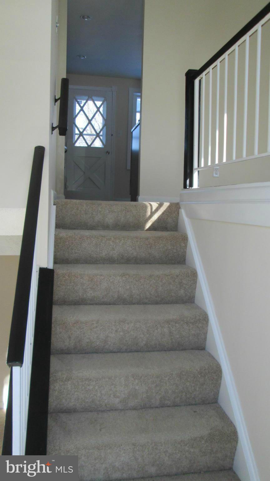 133 North Ithaca Road Sterling, VA 20164 - Photo 3 of 28 Interior (General)