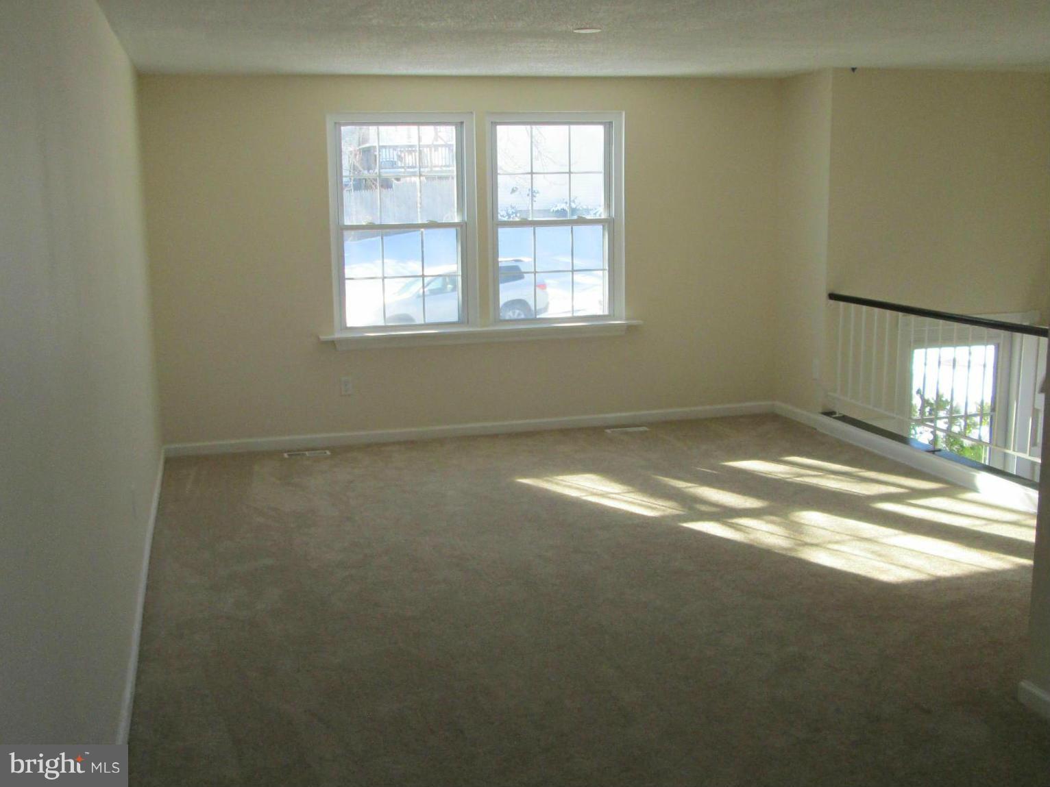 133 North Ithaca Road Sterling, VA 20164 - Photo 5 of 28 Interior (General)