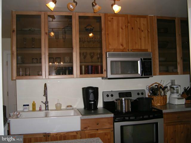 8200 New Bridge Road Denton, MD 21629 - Photo 10 of 13 Kitchen
