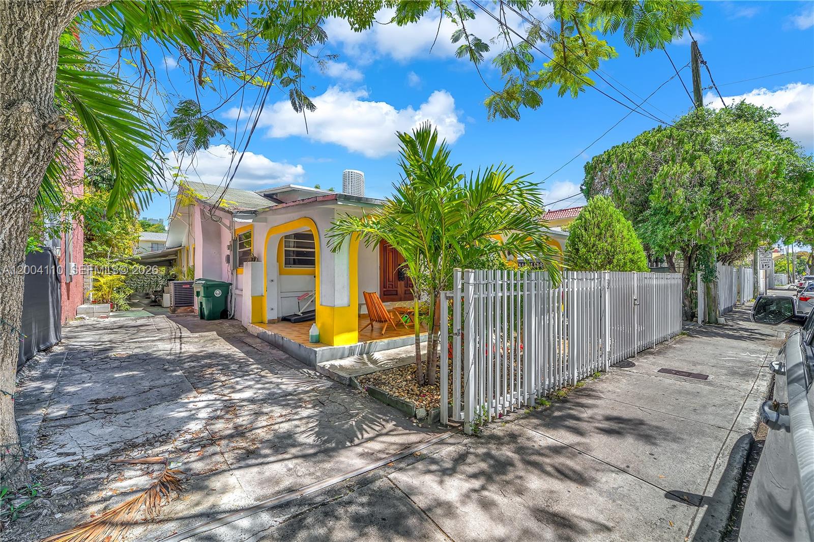 219 Southwest 6th Avenue Miami, FL 33130 - Photo 1 of 27