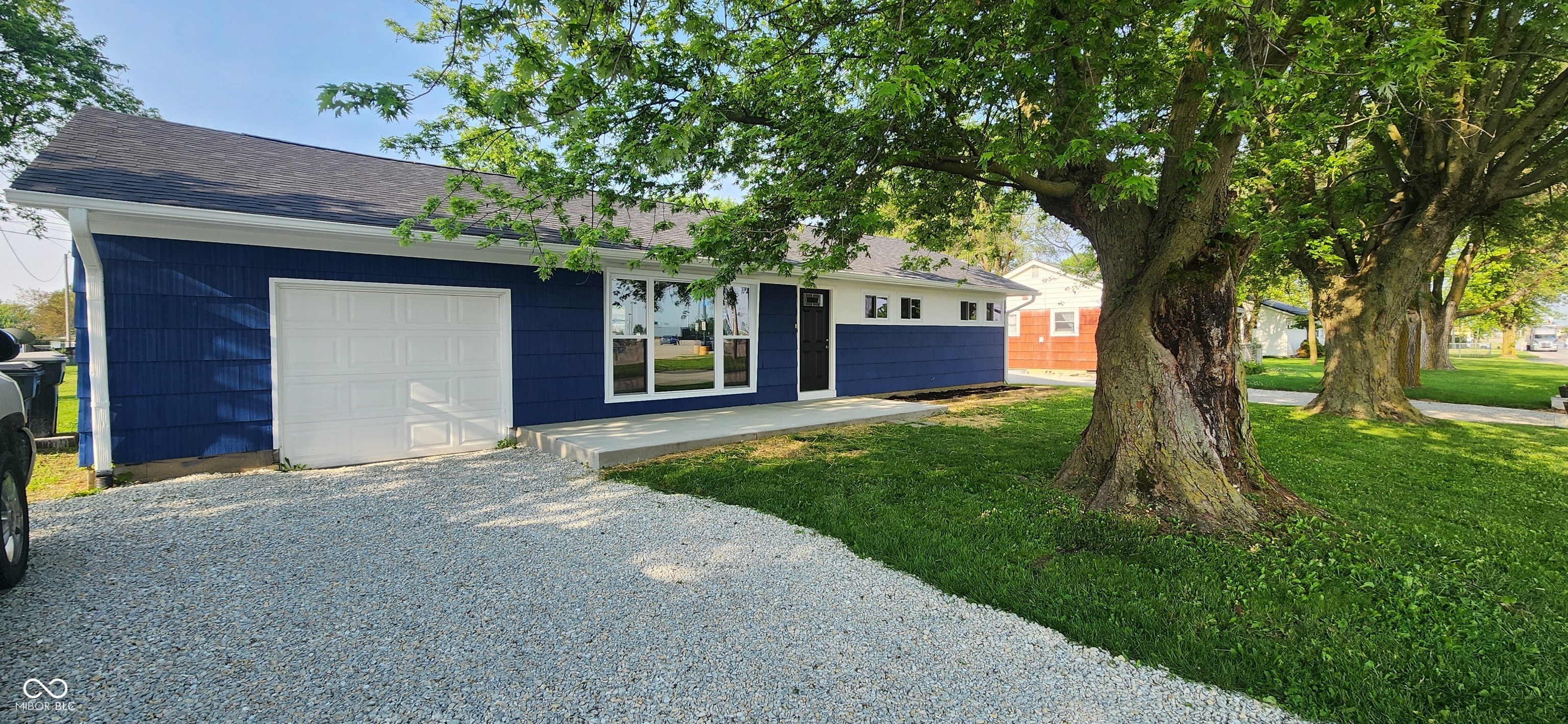 617 East Freeland Rd  