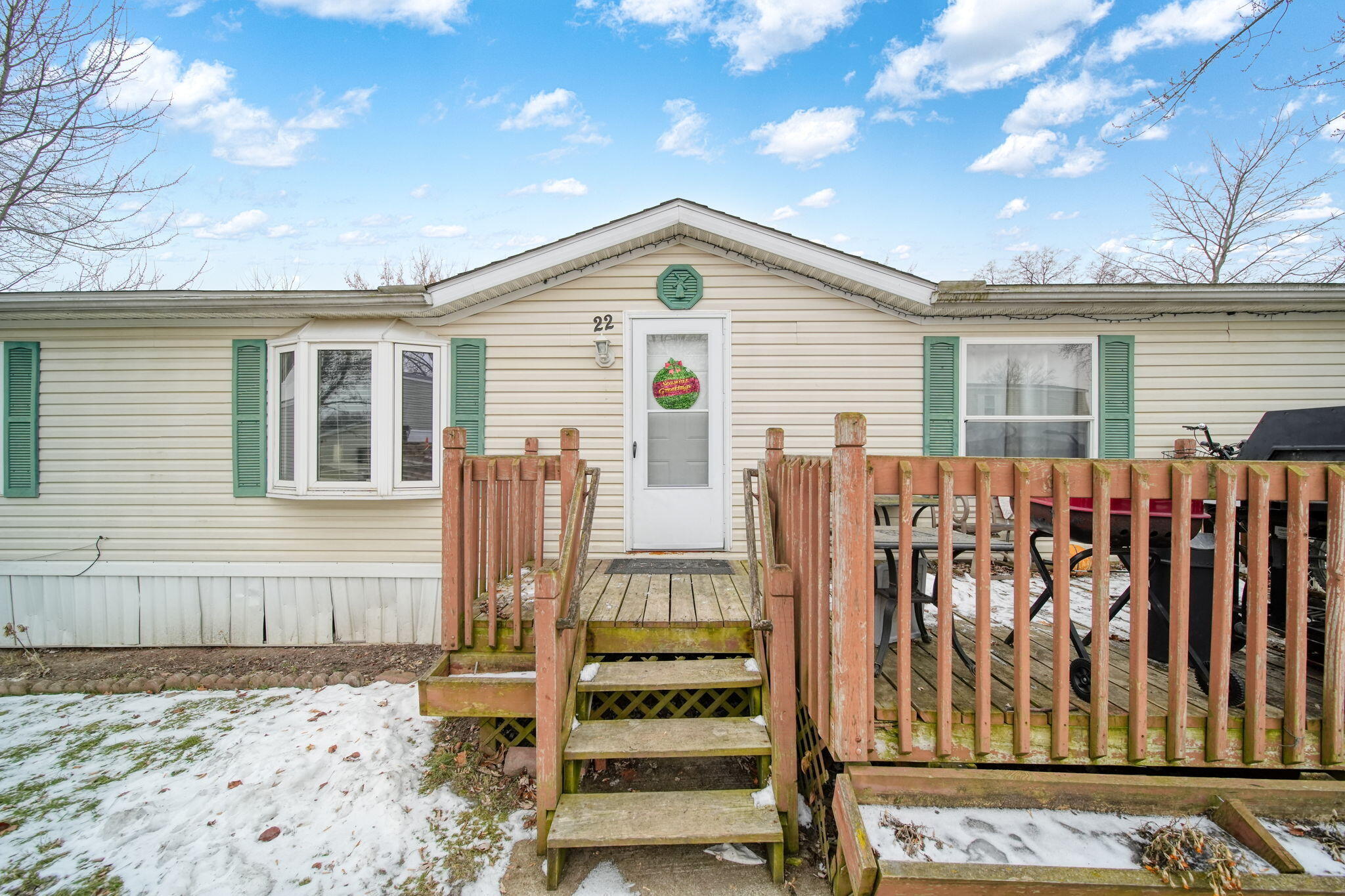 2735 South Wagner Road, Unit 22 Ann Arbor, MI 48103 - Photo 2 of 25 3-web-or-mls-DSC02175_HDR