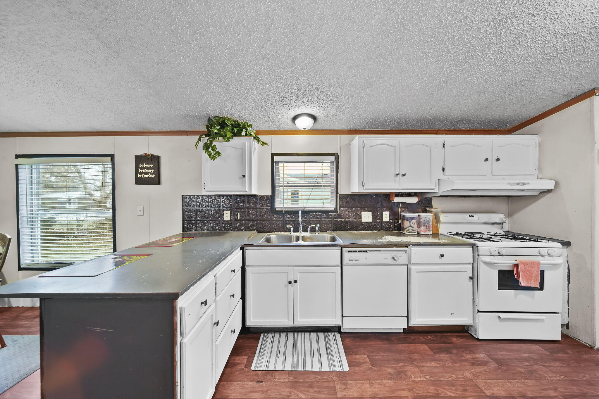 2735 South Wagner Road, Unit 22 Ann Arbor, MI 48103 - Photo 10 of 25 13-web-or-mls-DSC02146