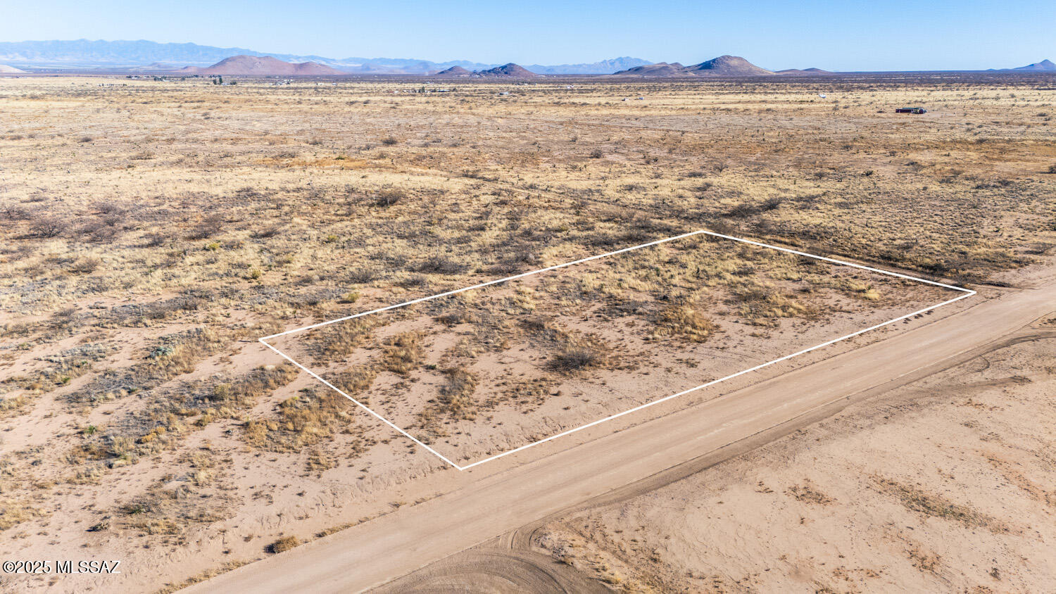.83-acres South Central Road, Unit 11 Pearce, AZ 85625 - Photo 3 of 13 Gallery Image 3