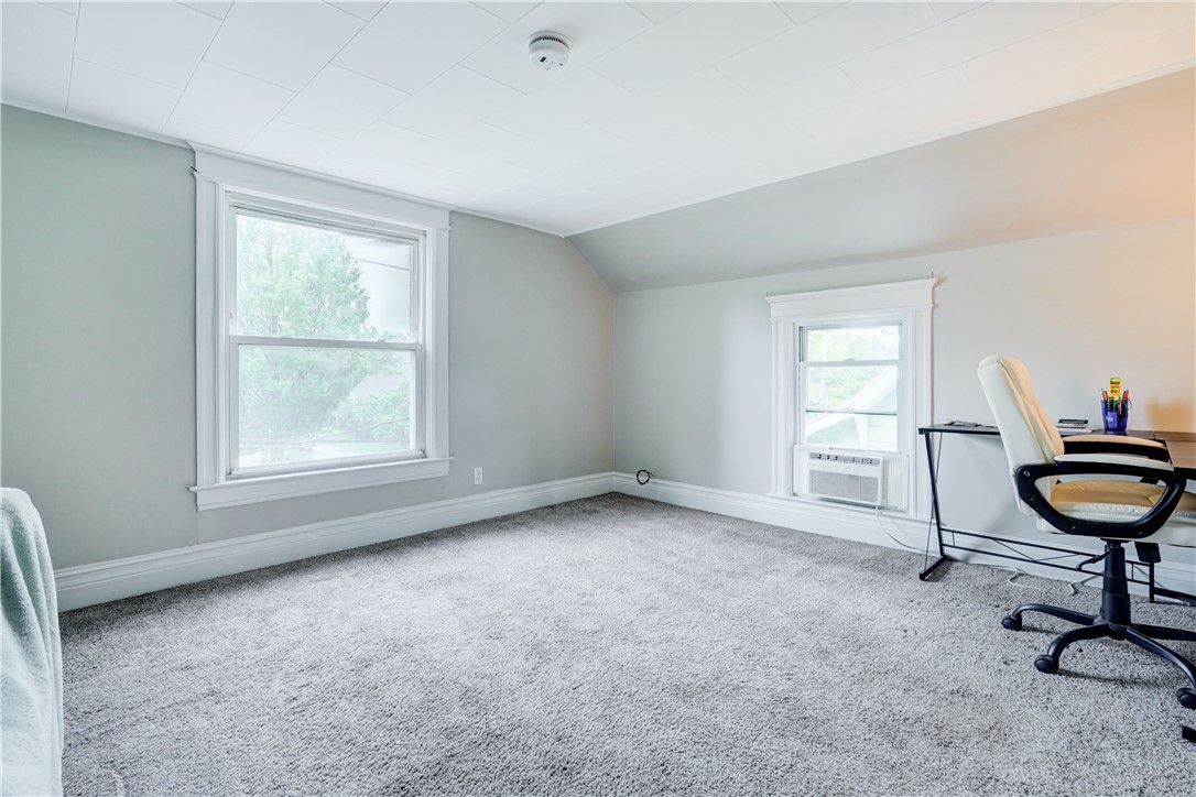 226 Stutson Street Rochester, NY 14612 - Photo 39 of 45 Gallery Image 39