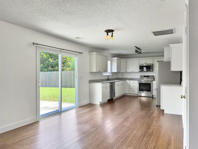 $370,000 | 15 Wheatfield Drive, Summerville, SC 29485