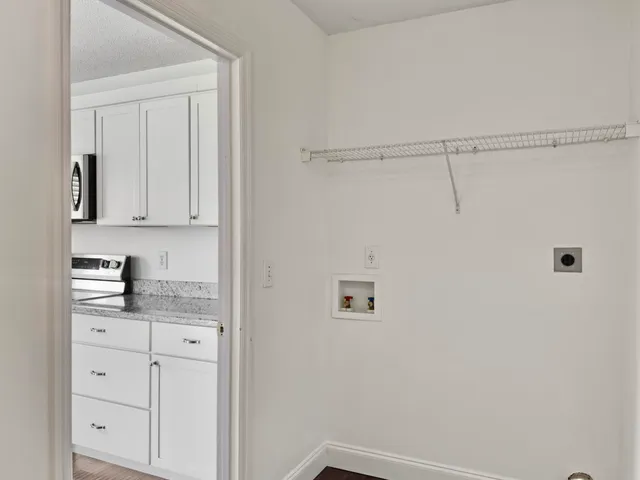 $370,000 | 15 Wheatfield Drive, Summerville, SC 29485