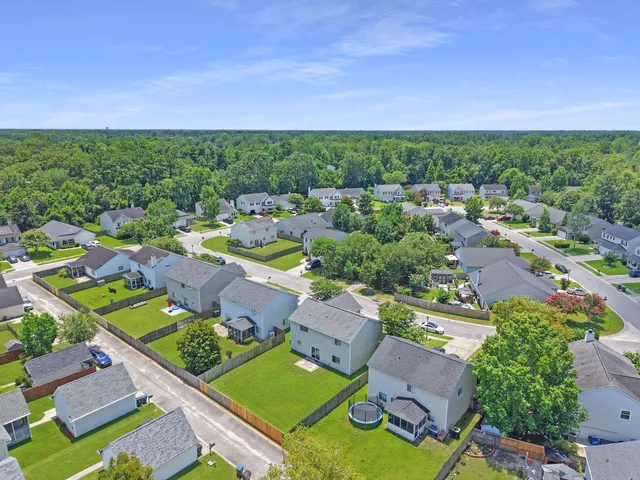 $370,000 | 15 Wheatfield Drive, Summerville, SC 29485