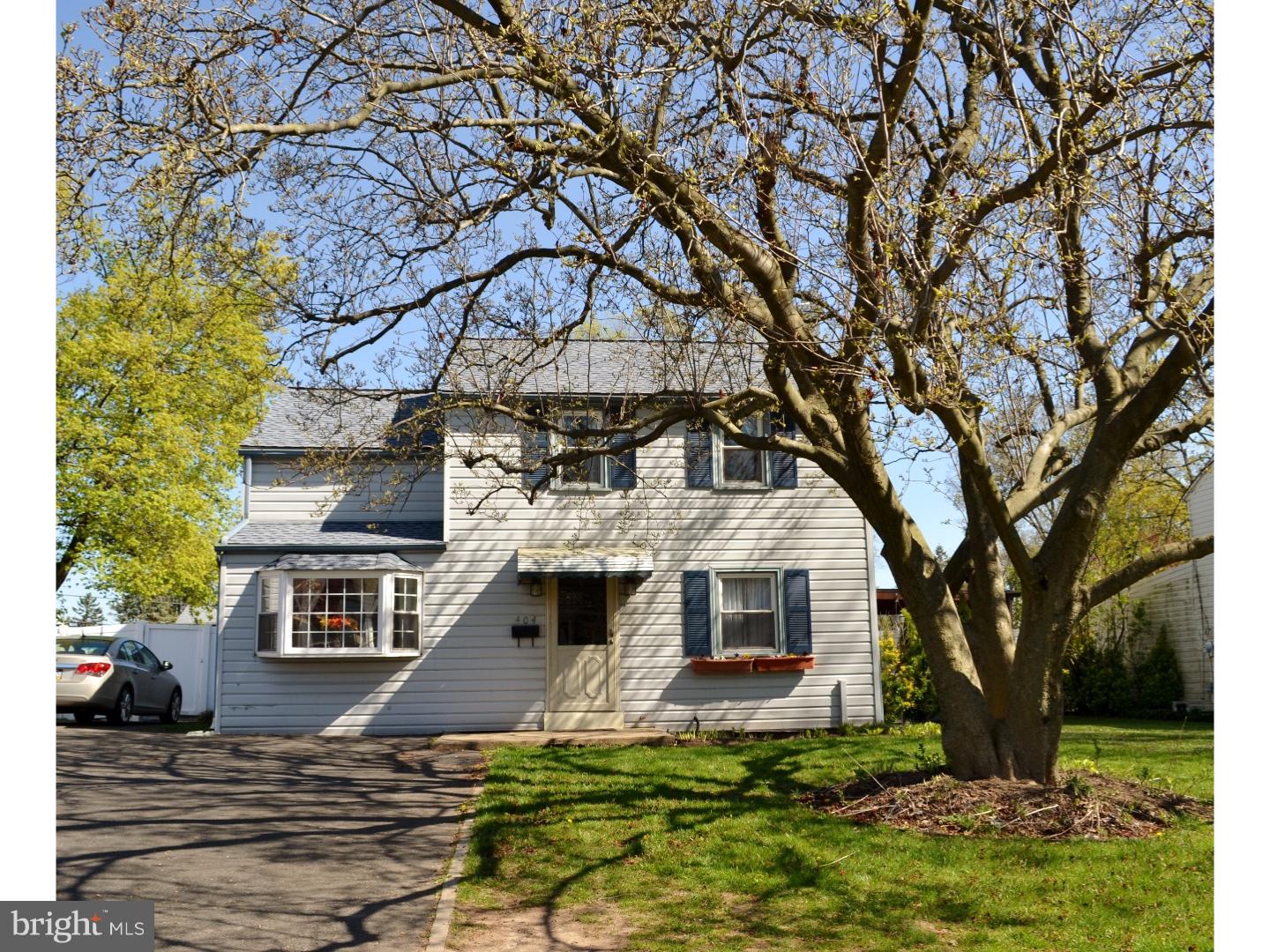 404 North Warminster Road Hatboro, PA 19040 - Photo 2 of 18 Gallery Image 2