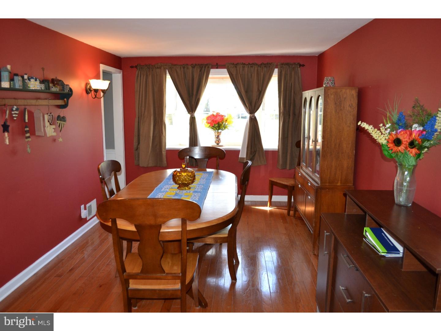 404 North Warminster Road Hatboro, PA 19040 - Photo 8 of 18 Gallery Image 8