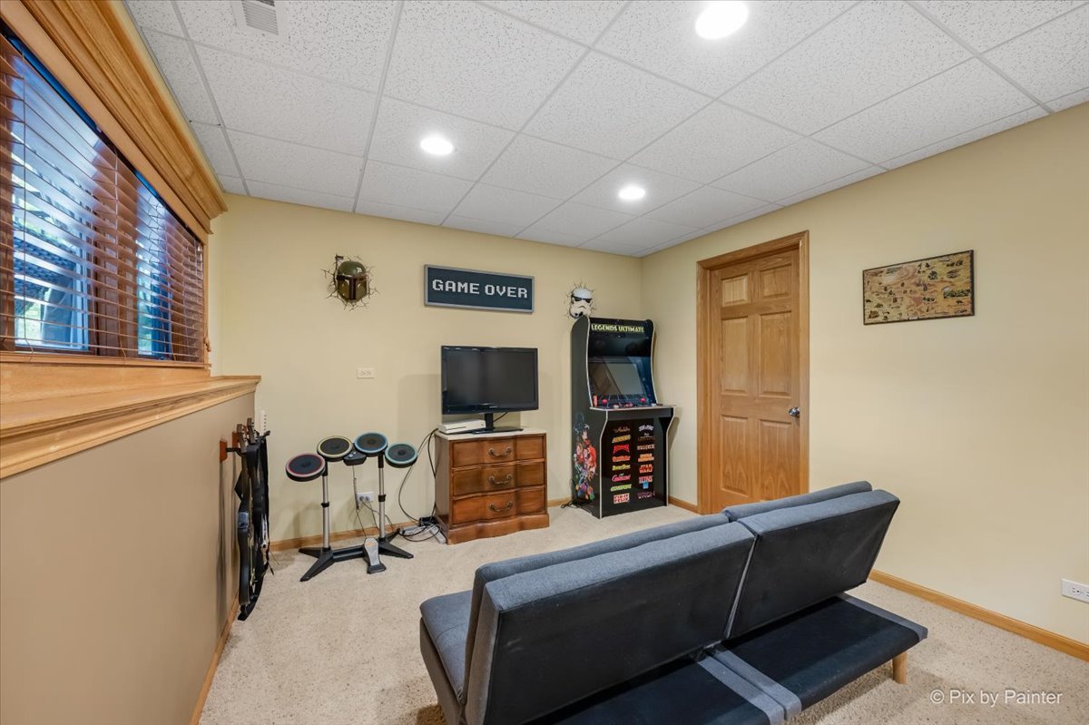 7104 Dove Way Cary, IL 60013 - Photo 45 of 82