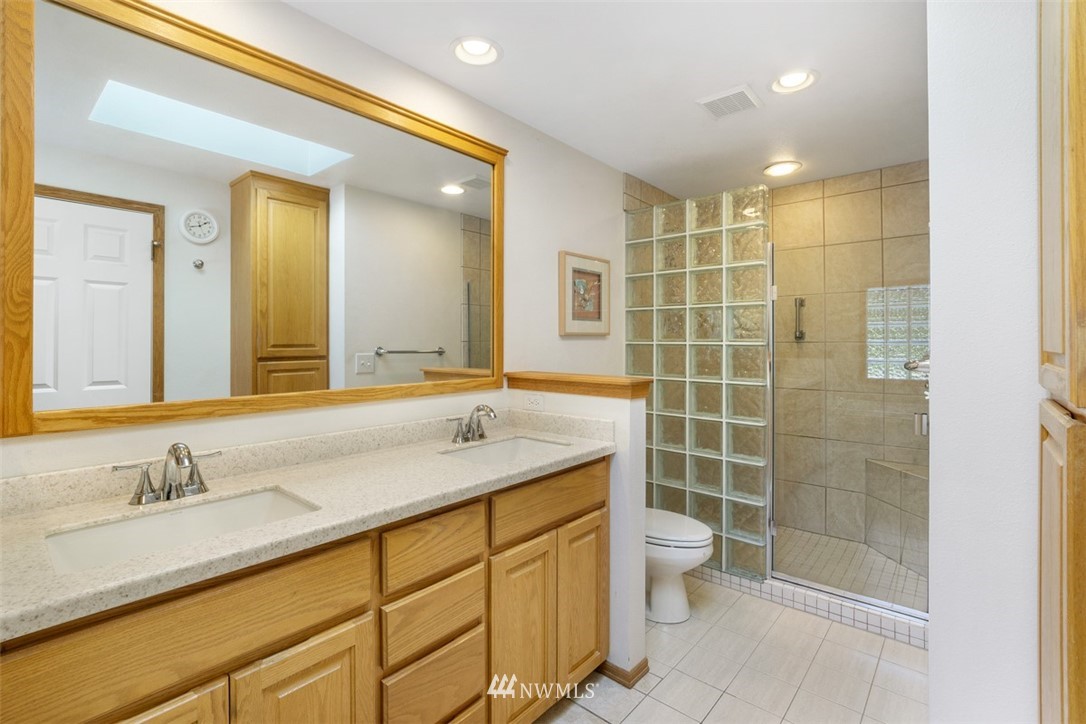 14661 Southeast 173rd Street Renton, WA 98058 - Photo 13 of 25 Gallery Image 13