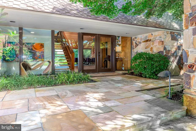 a view of a bench in a garden