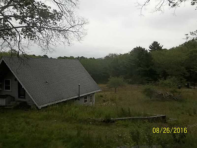 34 Greenhouse Road Coventry, RI 02827 - Photo 4 of 11 Exterior Front.