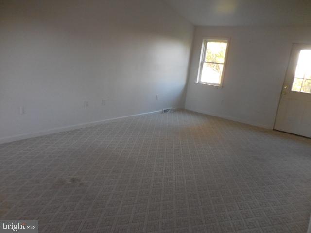 2831 Oakland Road Dover, PA 17315 - Photo 5 of 13 Gallery Image 5