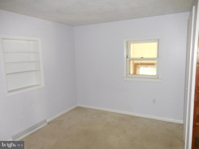 2831 Oakland Road Dover, PA 17315 - Photo 8 of 13 Gallery Image 8