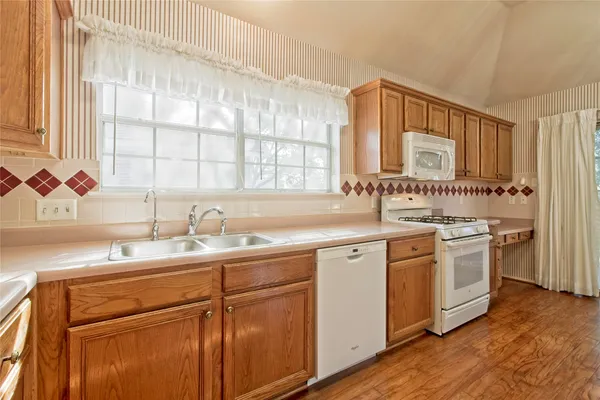 $1,850 | 108 Rio Vista Drive, Georgetown, TX 78626