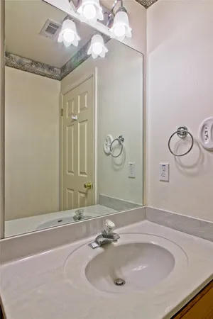 $1,850 | 108 Rio Vista Drive, Georgetown, TX 78626