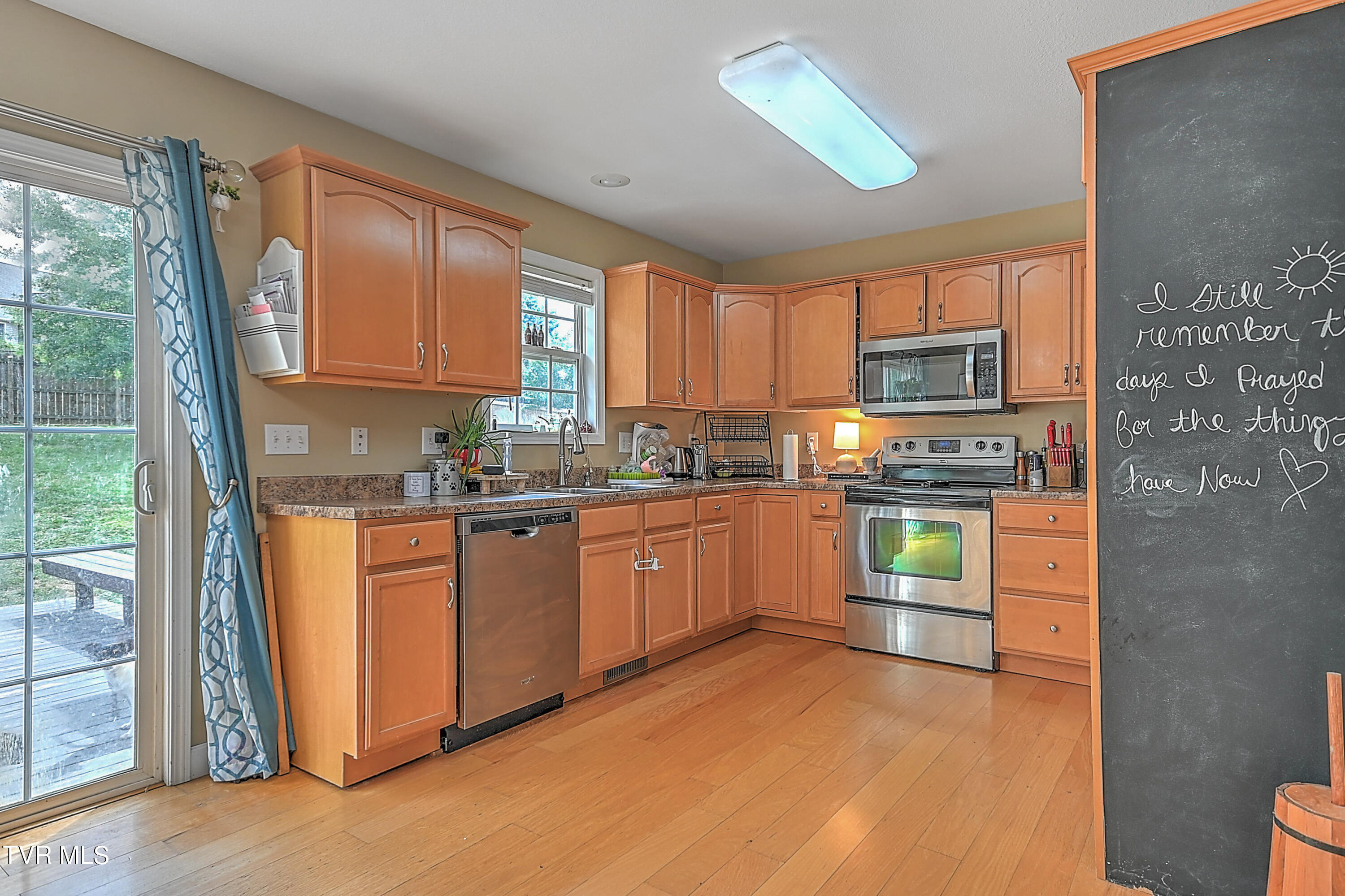246 Walkers Bend Road Gray, TN 37615 - Photo 14 of 33 Kitchen