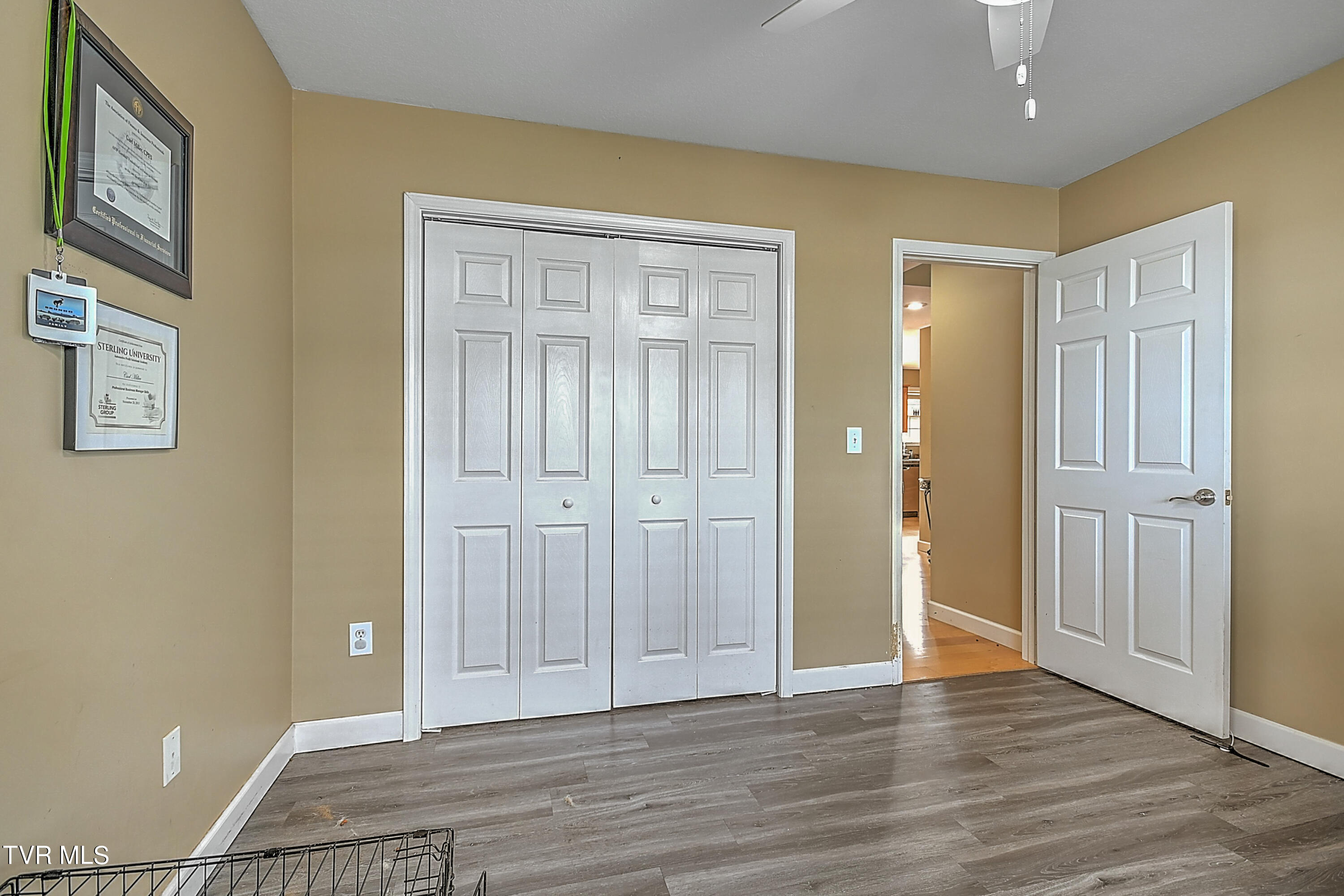 246 Walkers Bend Road Gray, TN 37615 - Photo 27 of 33 Bedroom #2