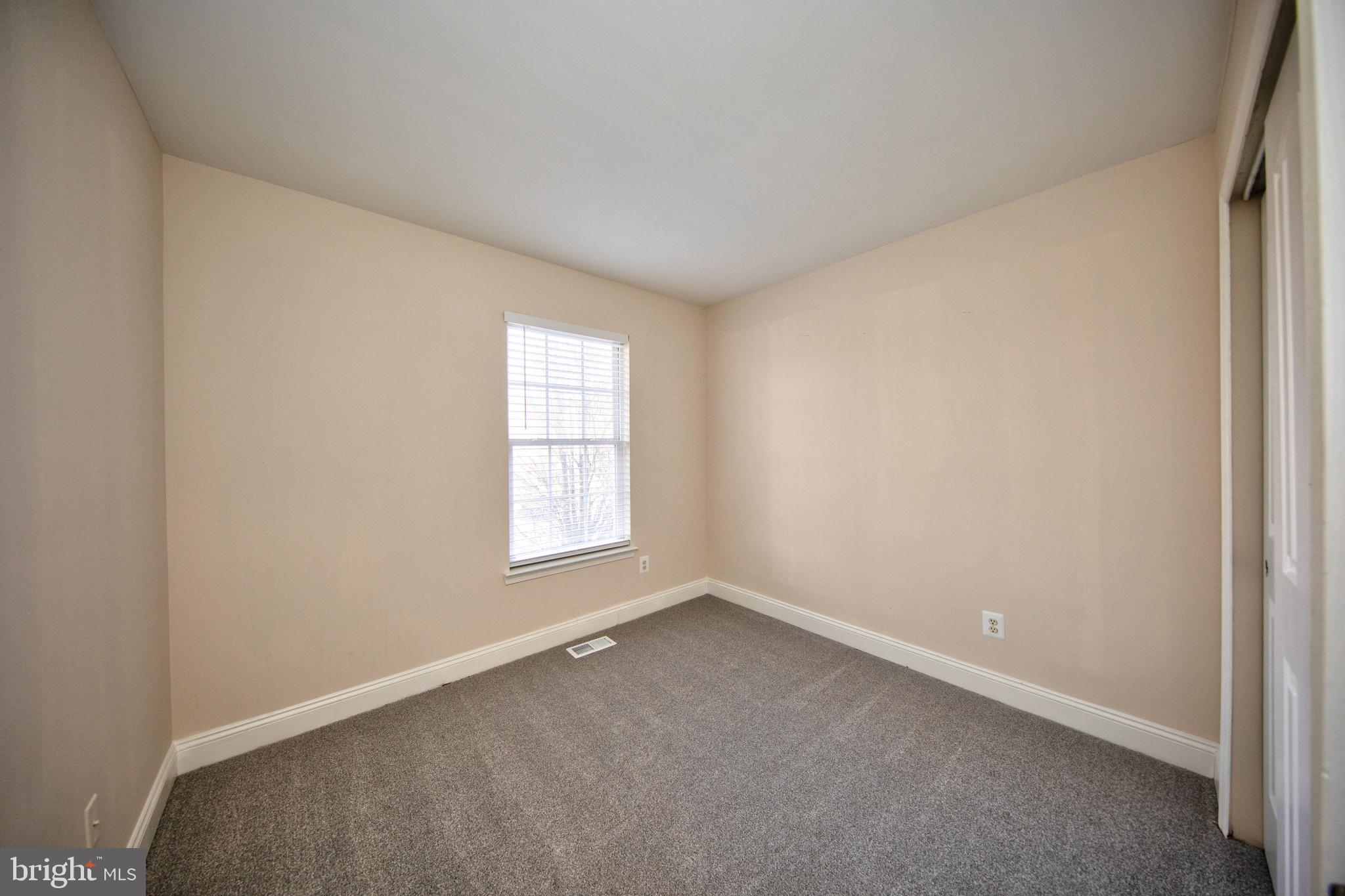 580 Callander Way Abingdon, MD 21009 - Photo 17 of 31 an empty room with a window