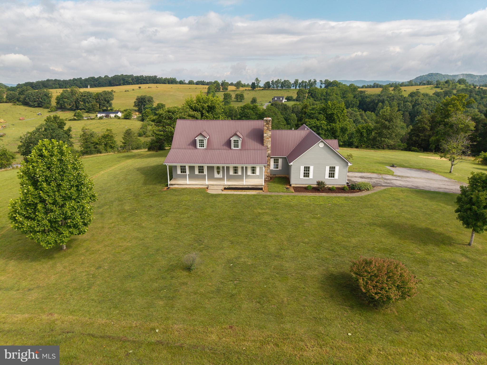 2046 Simms Hill Road Lindside, WV 24951 - Photo 12 of 69