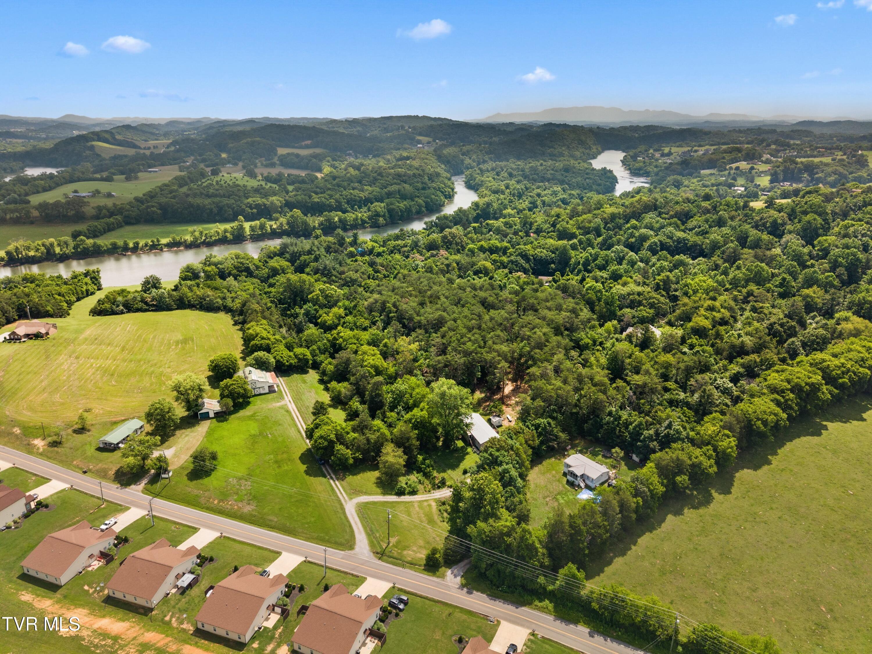1689 McCleary Bend Road Sevierville, TN 37876 - Photo 37 of 42 017-1689McClearyBendRoad-Sevierville-TN-