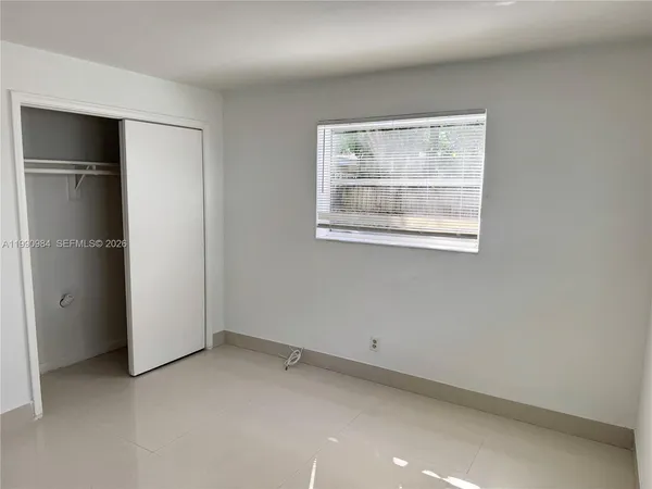 $1,950 | 5211 Southwest 91st Avenue, Unit 2, Cooper City, FL 33328