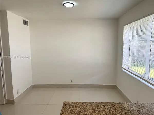 $1,950 | 5211 Southwest 91st Avenue, Unit 2, Cooper City, FL 33328