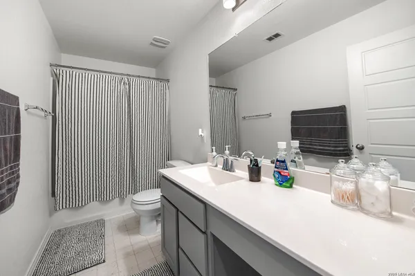 $465,000 | 5205 Nature Path, Marion, TX 78124