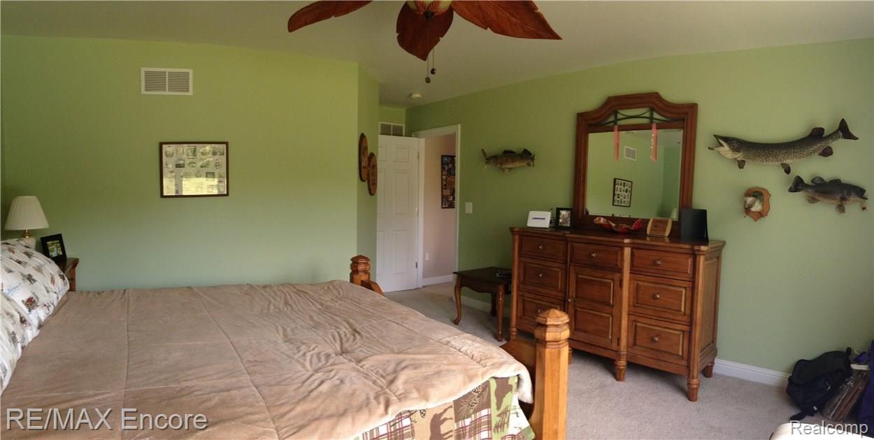 2323 Hummer Lake Road Oxford, MI 48371 - Photo 16 of 44 Master bedroom (1).JPG