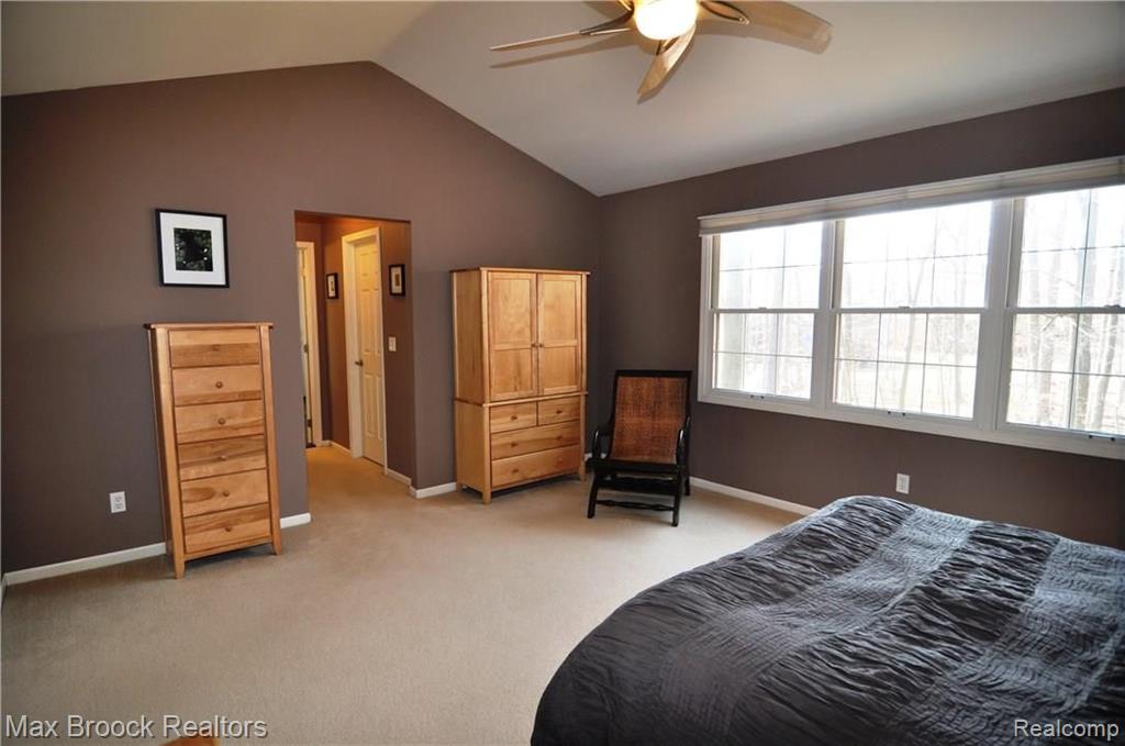 699 Twin Oaks Court Rochester Hills, MI 48307 - Photo 20 of 65