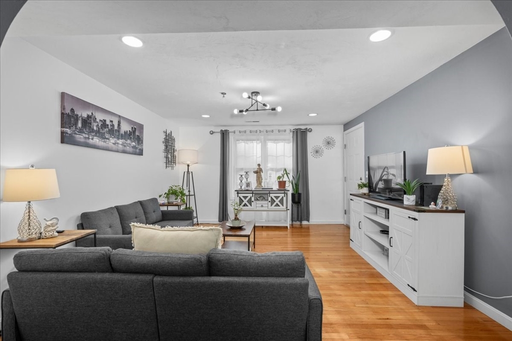 1 Hatfield Street, Unit 7 Worcester, MA 01604 - Photo 7 of 29
