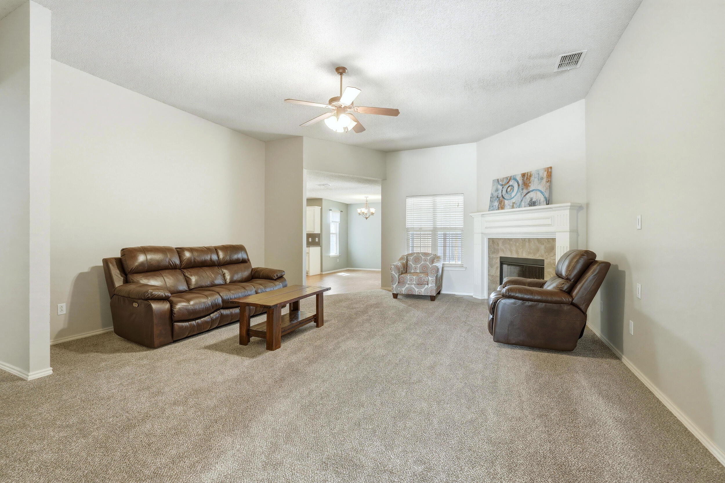 6115 100th Street Lubbock, TX 79424 - Photo 7 of 37 8_6115_100th_st_lubbock_tx_3_002