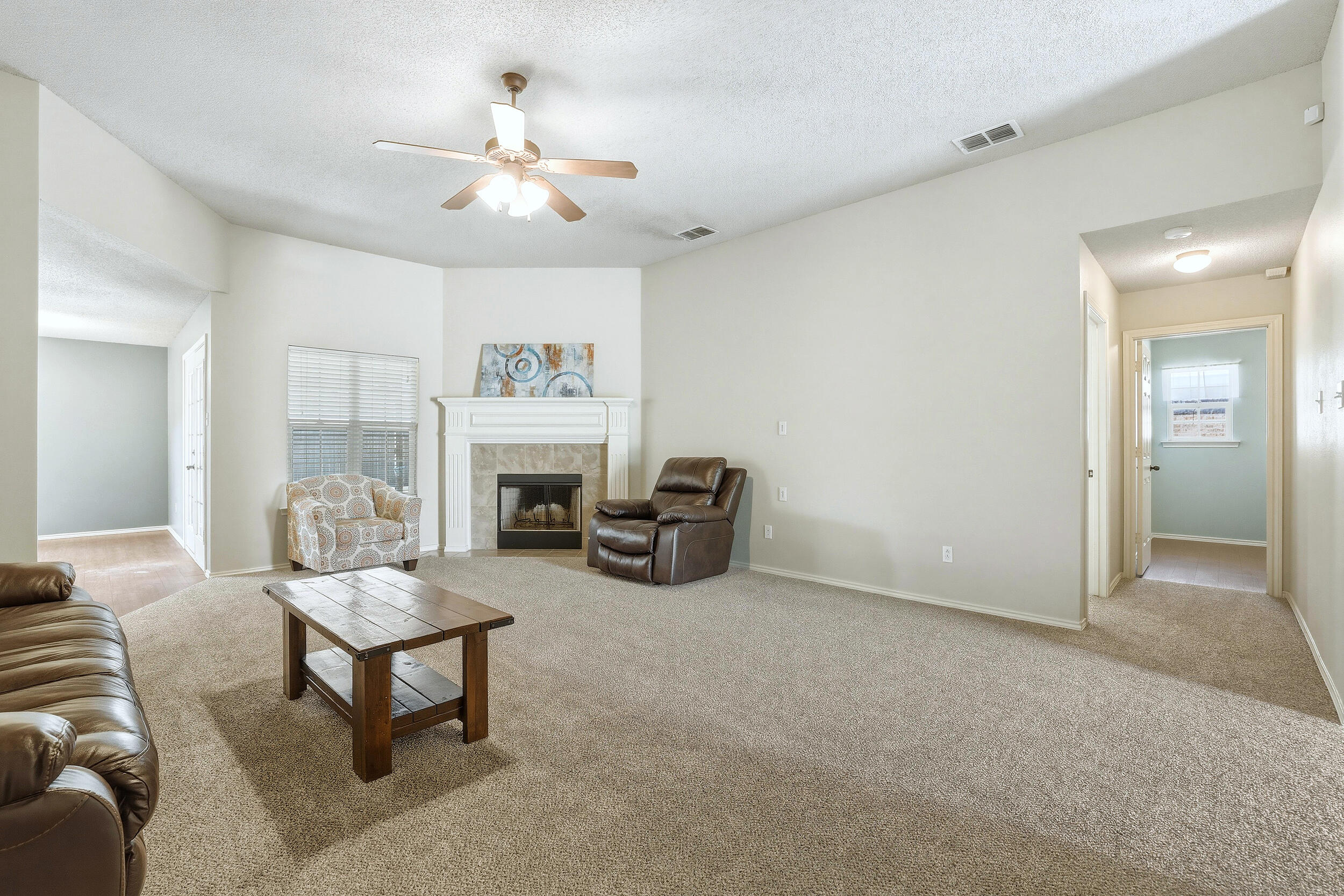 6115 100th Street Lubbock, TX 79424 - Photo 8 of 37 9_6115_100th_st_lubbock_tx_3_003