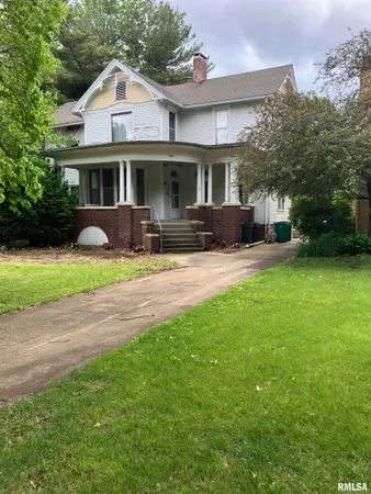 $40,000 | 704 South Lafayette Street, Macomb, IL 61455