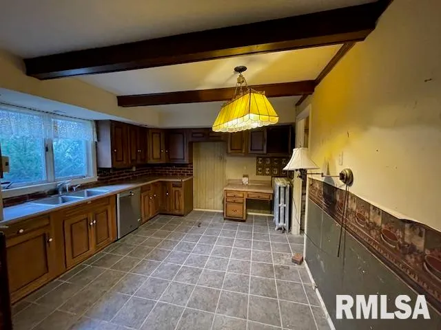 $59,500 | 704 South Lafayette Street, Macomb, IL 61455